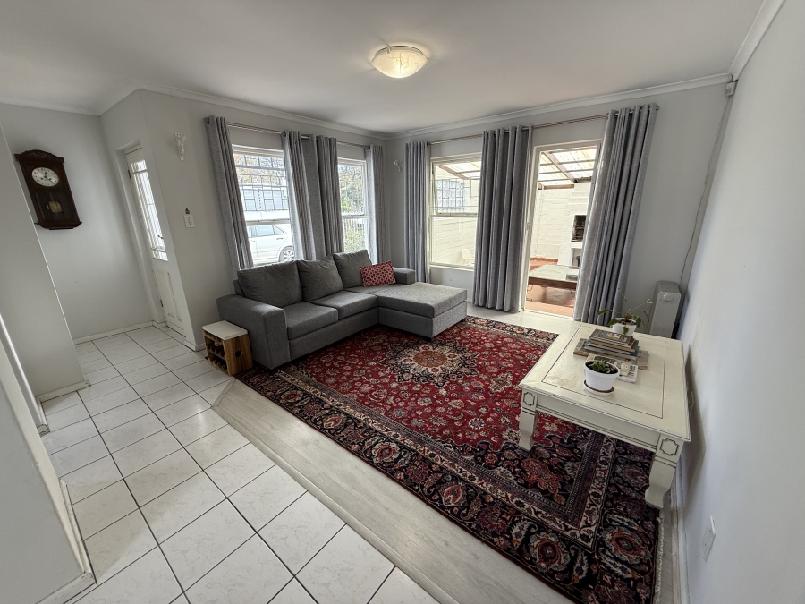 3 Bedroom Property for Sale in Van Der Stel Western Cape